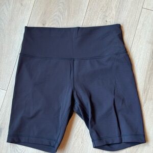 Lululemon Wunder Train High-Rose short